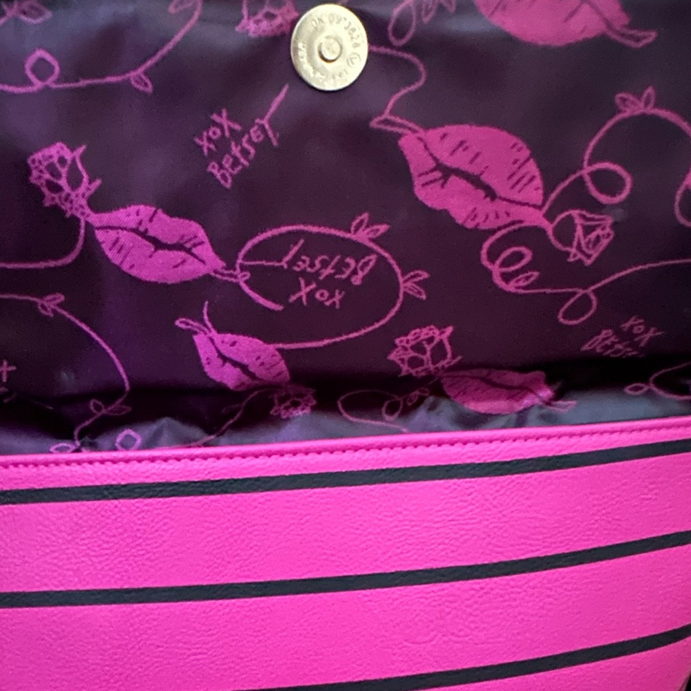 Betsey Johnson purse with matching wristlet - Picture 7 of 15